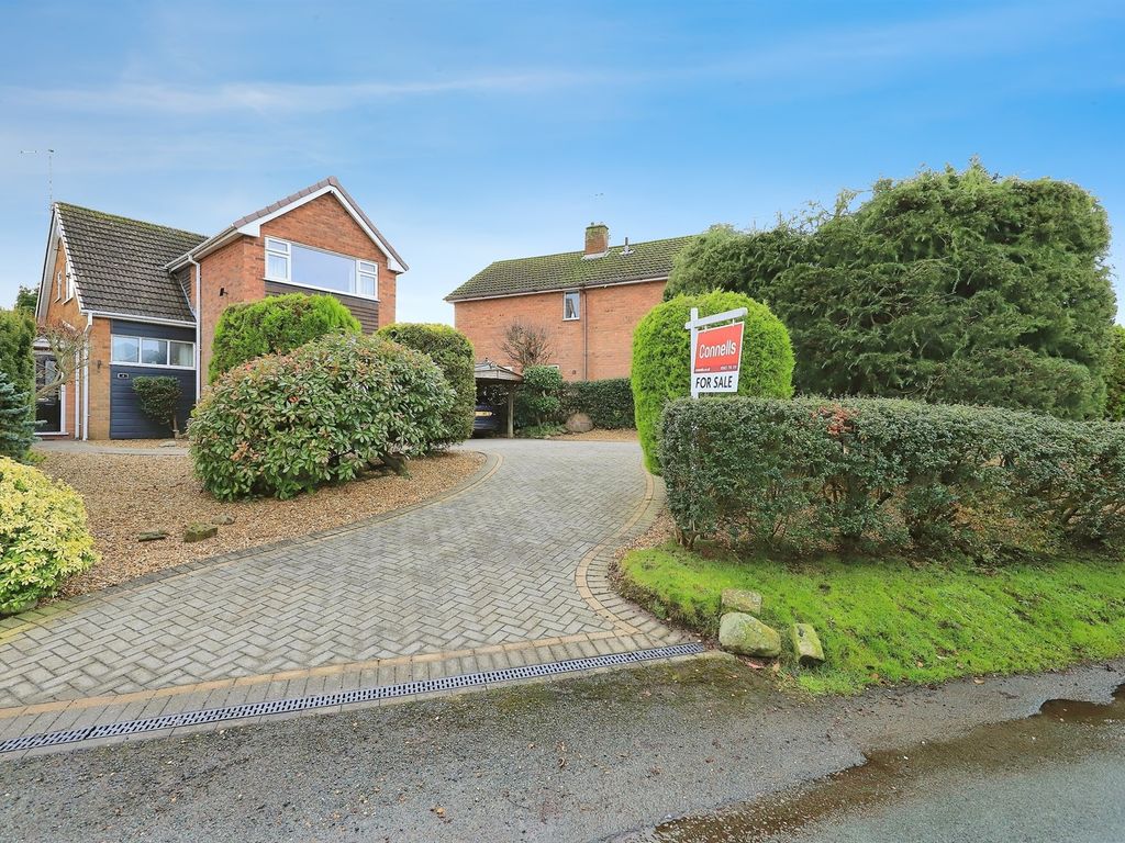 4 bed detached house for sale in Malthouse Lane, Wheaton Aston