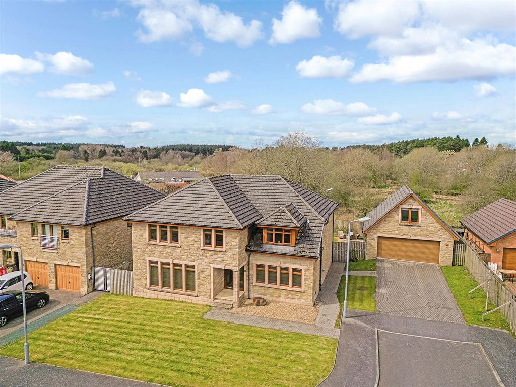 5 bed detached house for sale in Albert Park, Braidwood, Carluke ML8, £