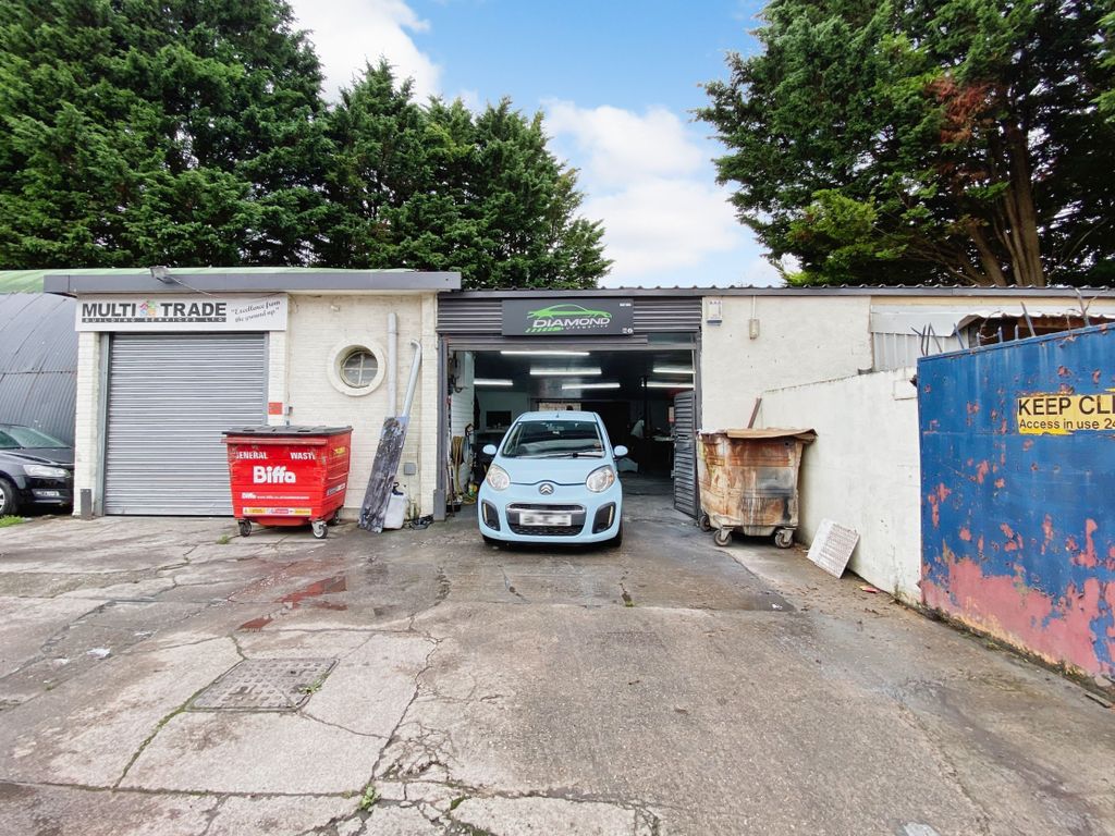 Property for sale in Petherton Road, Hengrove, Bristol BS14, £100,000