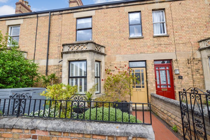 4 bed terraced house for sale in Kings Road, Stamford PE9, £675,000 Zoopla