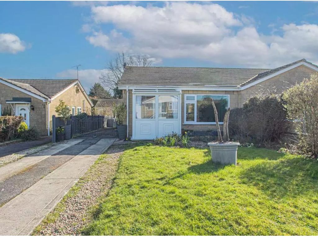 2 bed semidetached bungalow for sale in Fleetwood Close Neston, Corsham SN13, £333,000 Zoopla