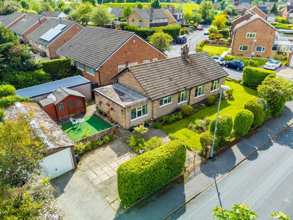 3 bed detached bungalow for sale in Brookhill Avenue, Alwoodley, Leeds