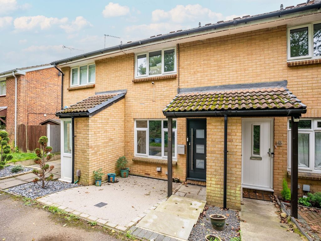 2 bed terraced house to rent in Harness Way, St. Albans, Hertfordshire AL4, £1,750 pcm Zoopla