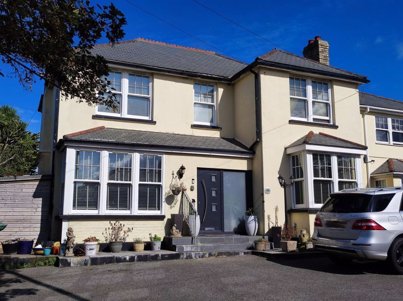 5 bed detached house for sale in Henver Road, Newquay TR7, £575,000