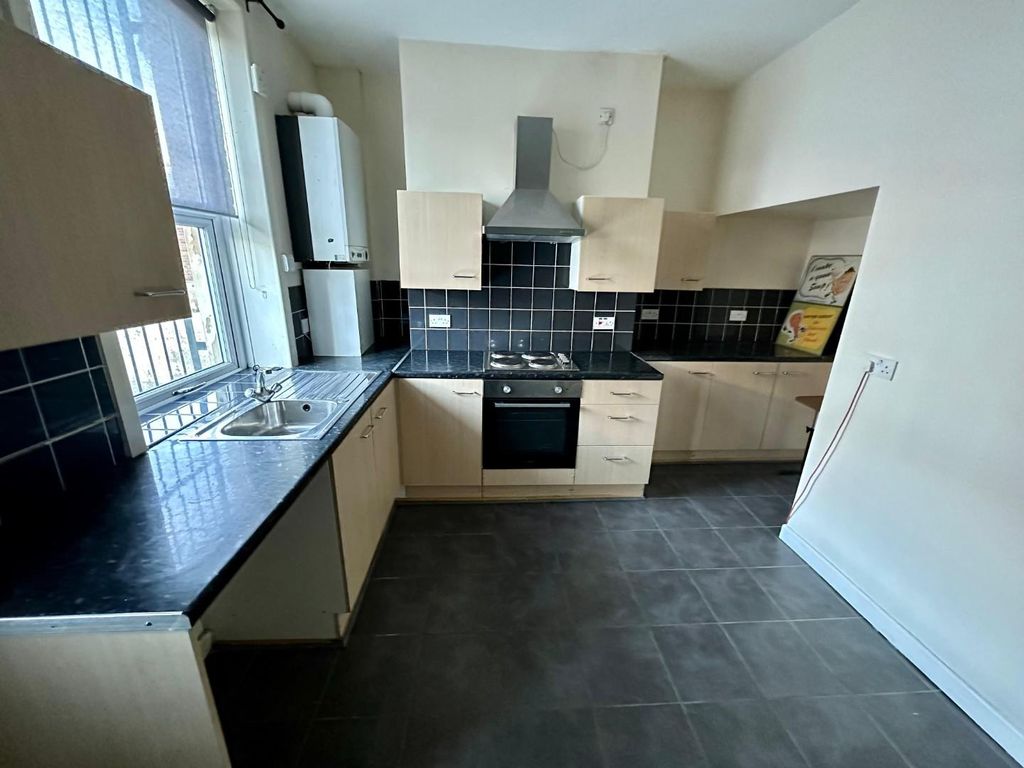 2 bed terraced house to rent in Granby Street, Burnley BB12, £560 pcm