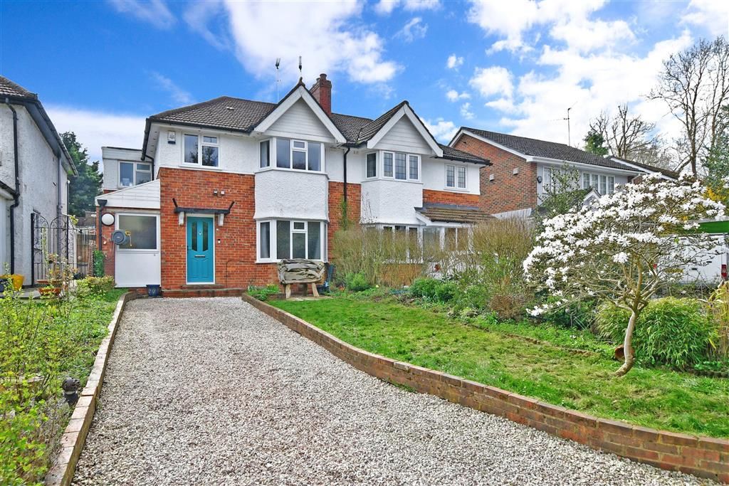 4 bed semidetached house for sale in Chipstead Lane, Lower Kingswood