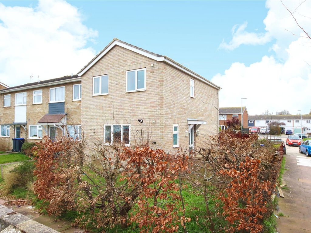 3 bed end terrace house for sale in Columbia Walk, Durrington, Worthing