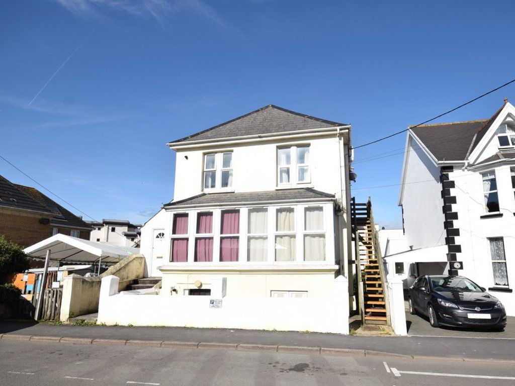 2 bed flat to rent in Nelson Road, Westward Ho!, Devon EX39, £650 pcm