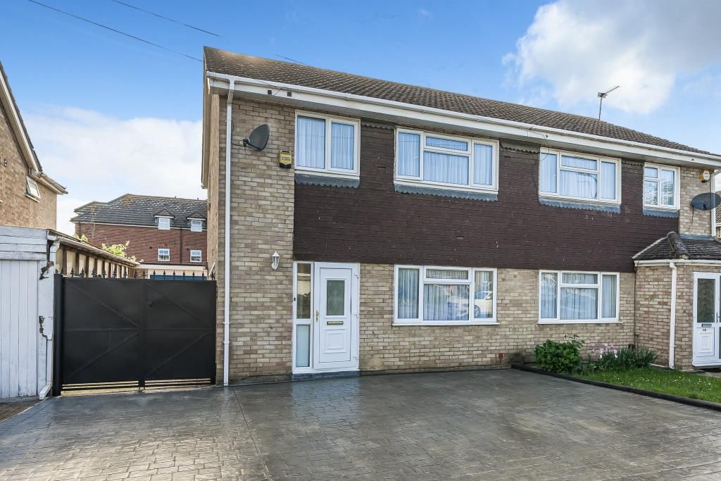 3 bed semidetached house for sale in Slough, Berkshire SL2 Zoopla