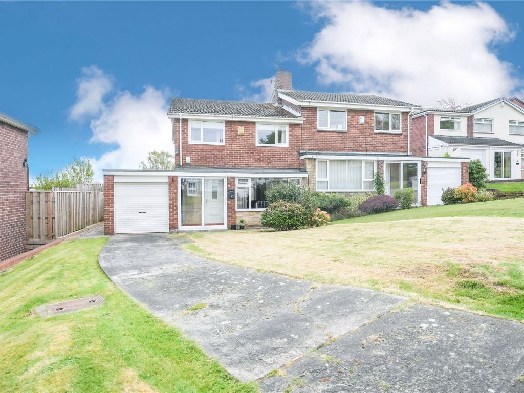 3 bed semidetached house for sale in Chesmond Drive, Blaydon On Tyne