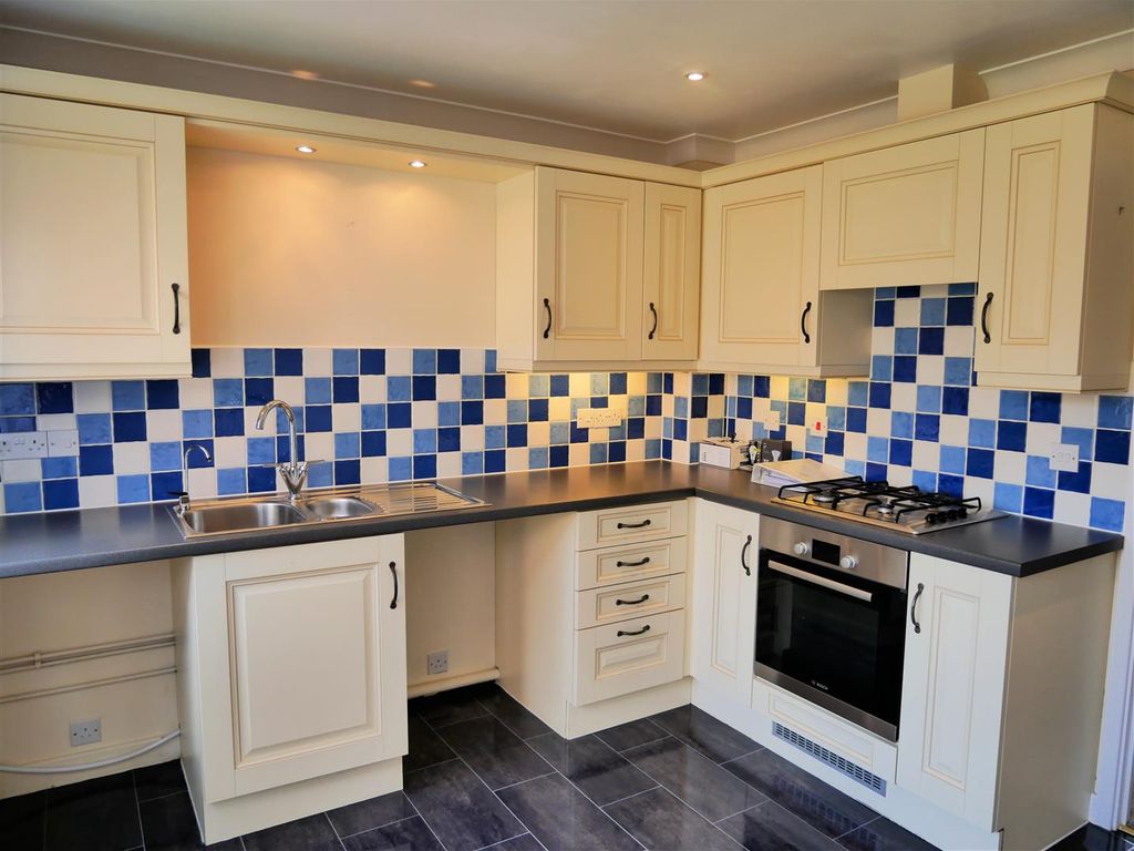 2 bed terraced house for sale in Globe Court, King Edward Close, Calne SN11, £215,000 Zoopla