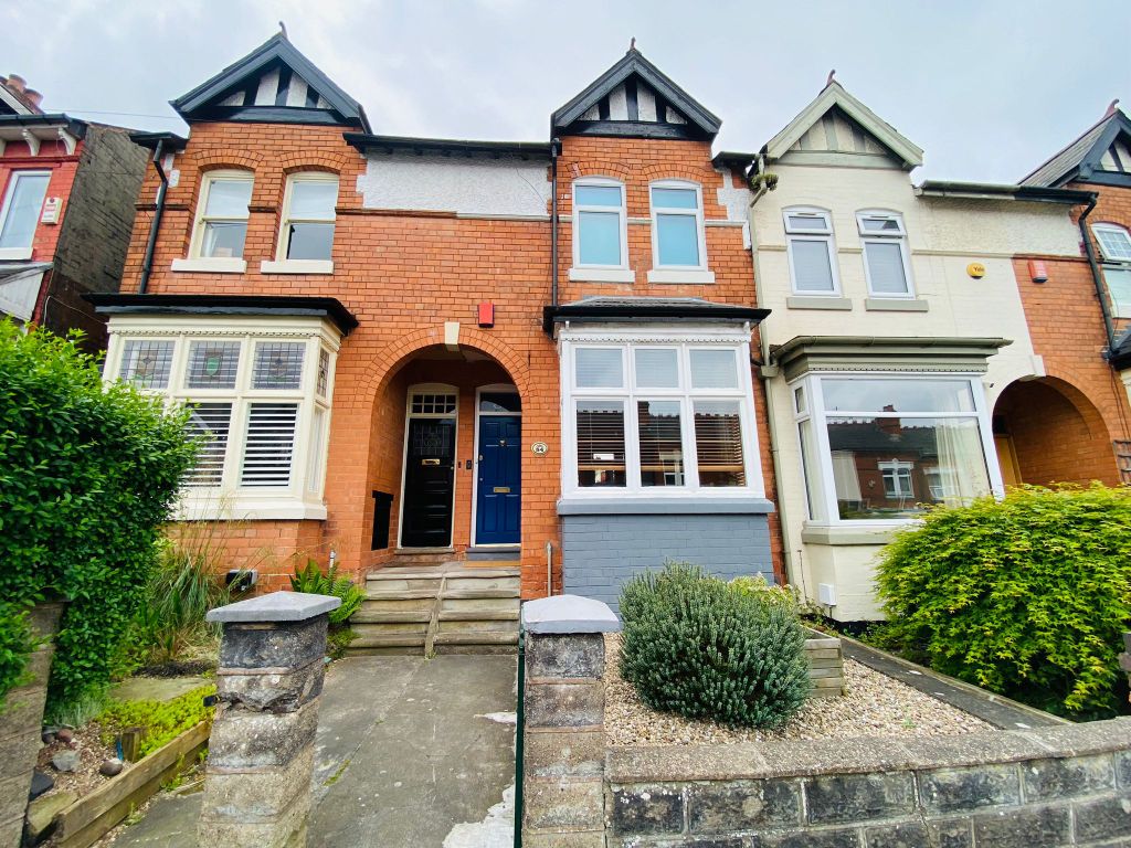 3 bed terraced house to rent in Park Road, Bearwood, Smethwick B67, £