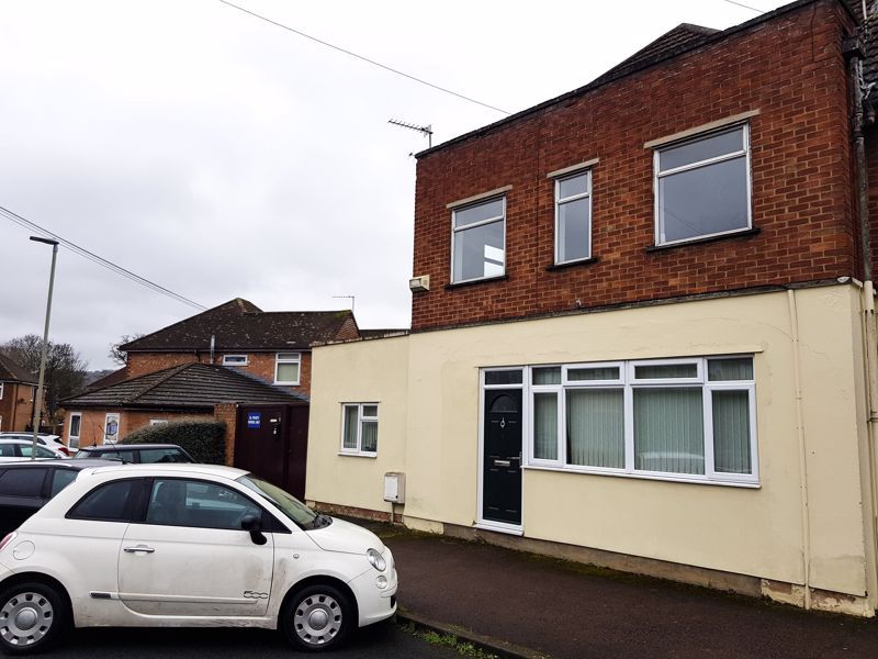 2 bed flat for sale in Lynmouth Road, Hucclecote, Gloucester GL3 Zoopla