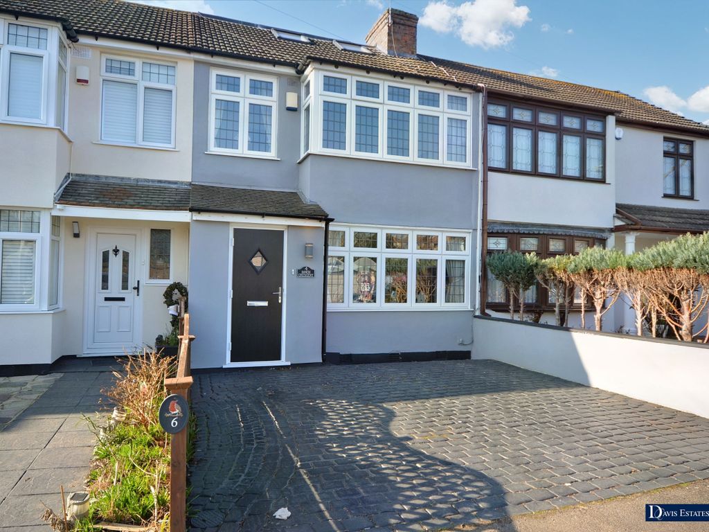 4 bed terraced house for sale in Birch Crescent, Ardleigh Green