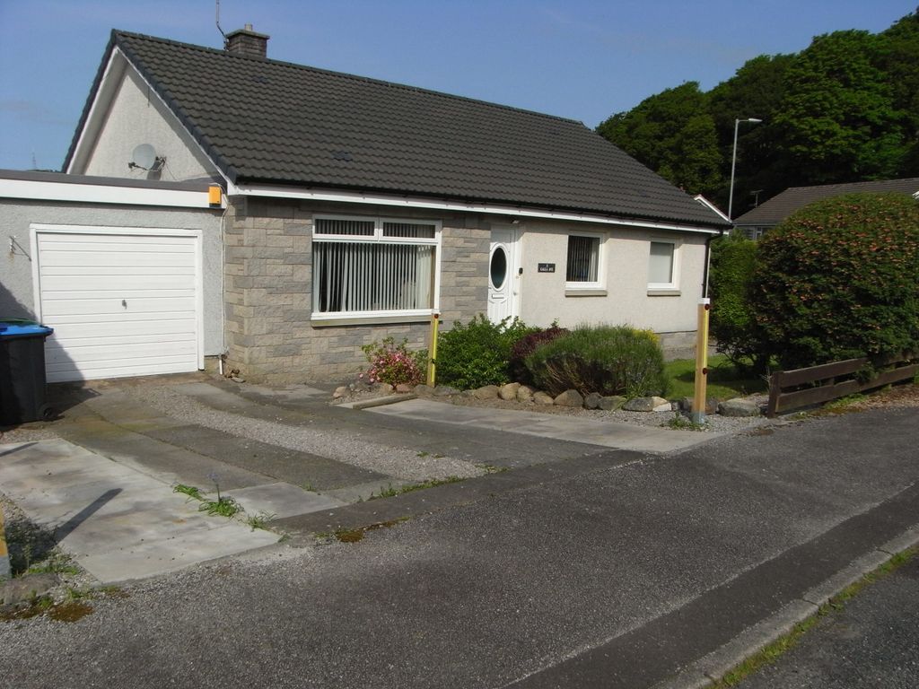 3 bed bungalow for sale in Galla Avenue, Dalbeattie DG5, £220,000 Zoopla