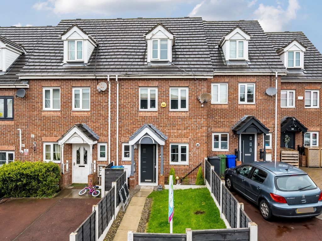 3 bed terraced house for sale in 36 The Heys, AshtonUnderLyne OL6, £