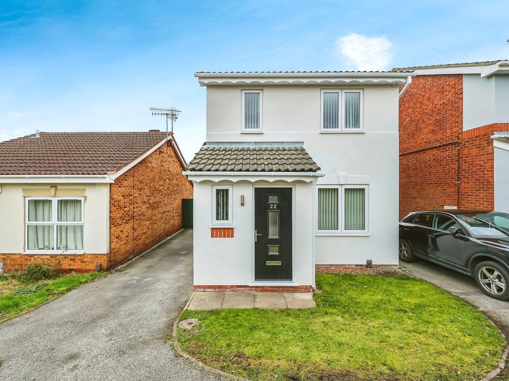 3 bed detached house for sale in Close, Newthorpe, Nottingham