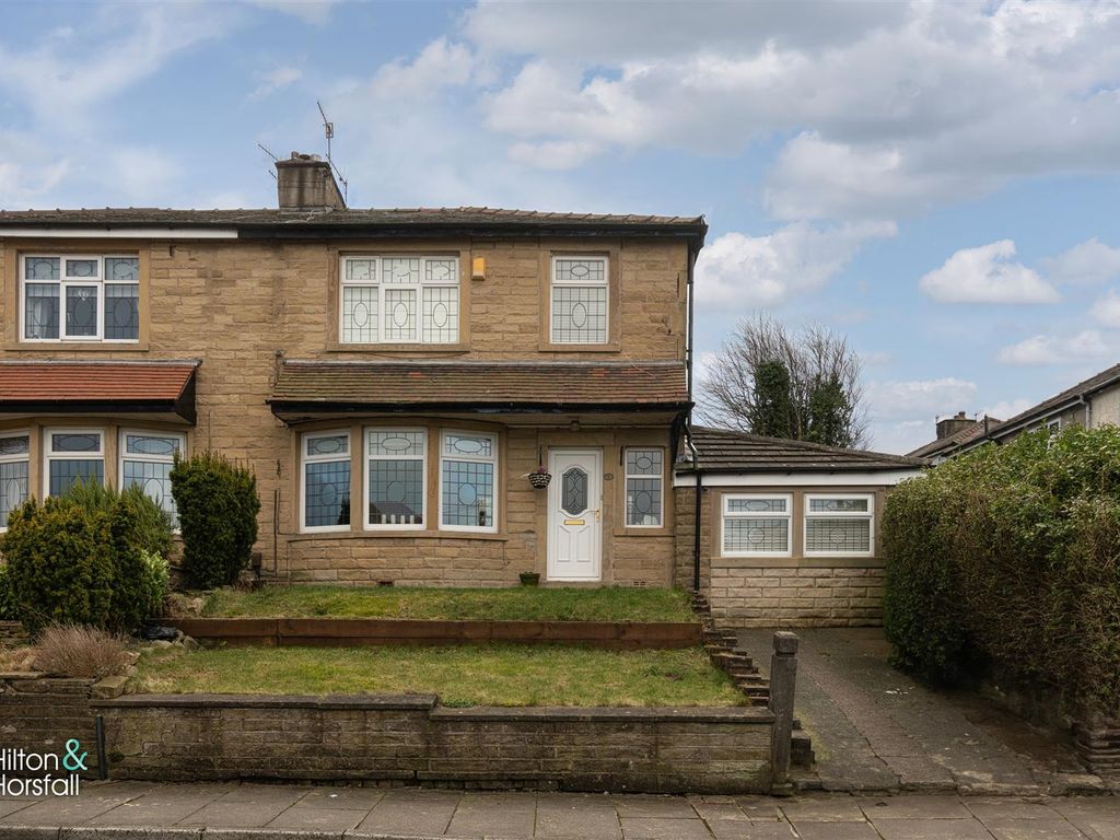 3 bed semidetached house for sale in Beechwood Avenue, Burnley BB11, £