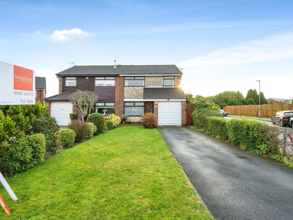 3 bed semidetached house for sale in Winsford Drive, Burtonwood