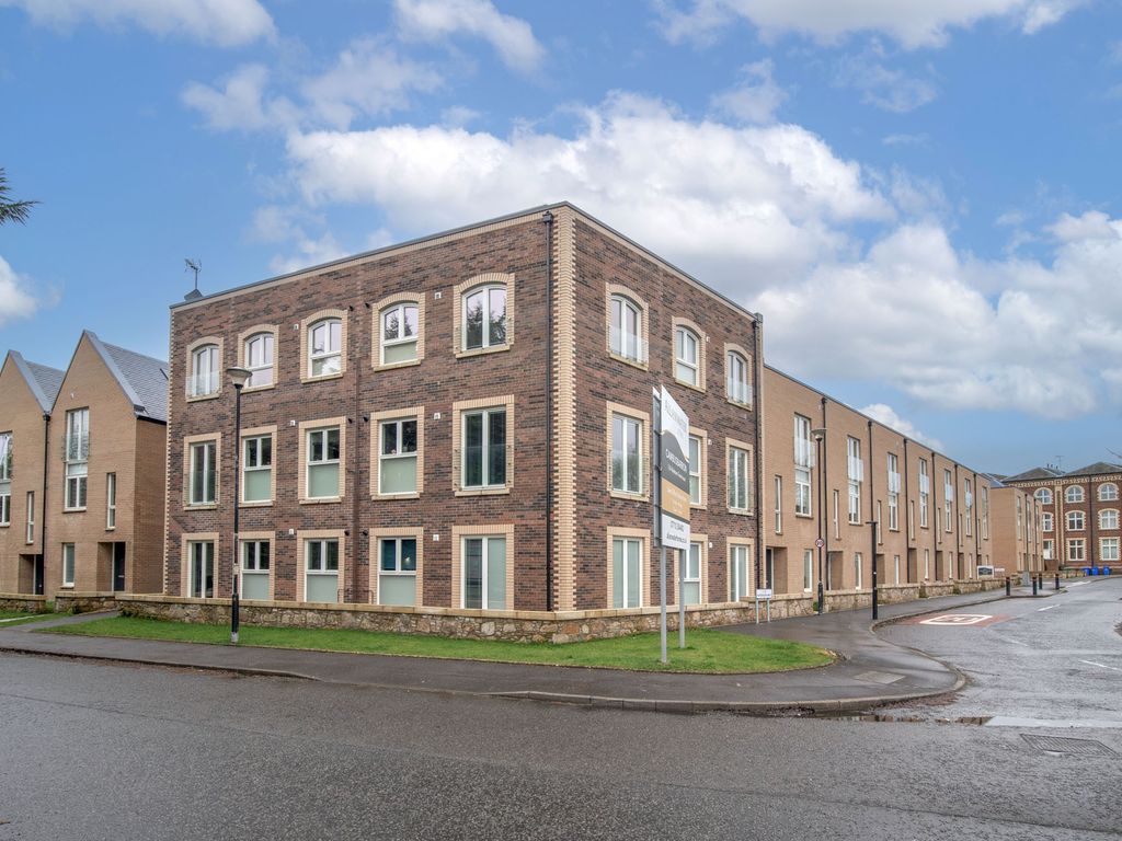 2 bed flat to rent in Paterson Way, Cambusbarron, Stirling FK7, £995