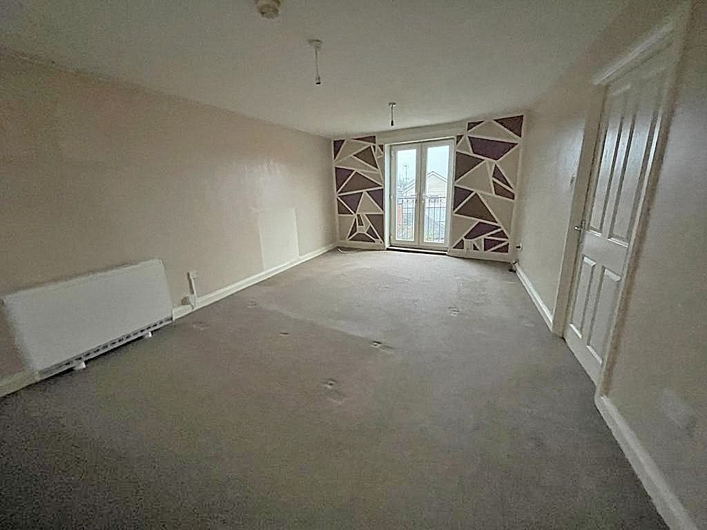 2 bed flat to rent in House, Flat 6 Pinfold Street, Wednesbury