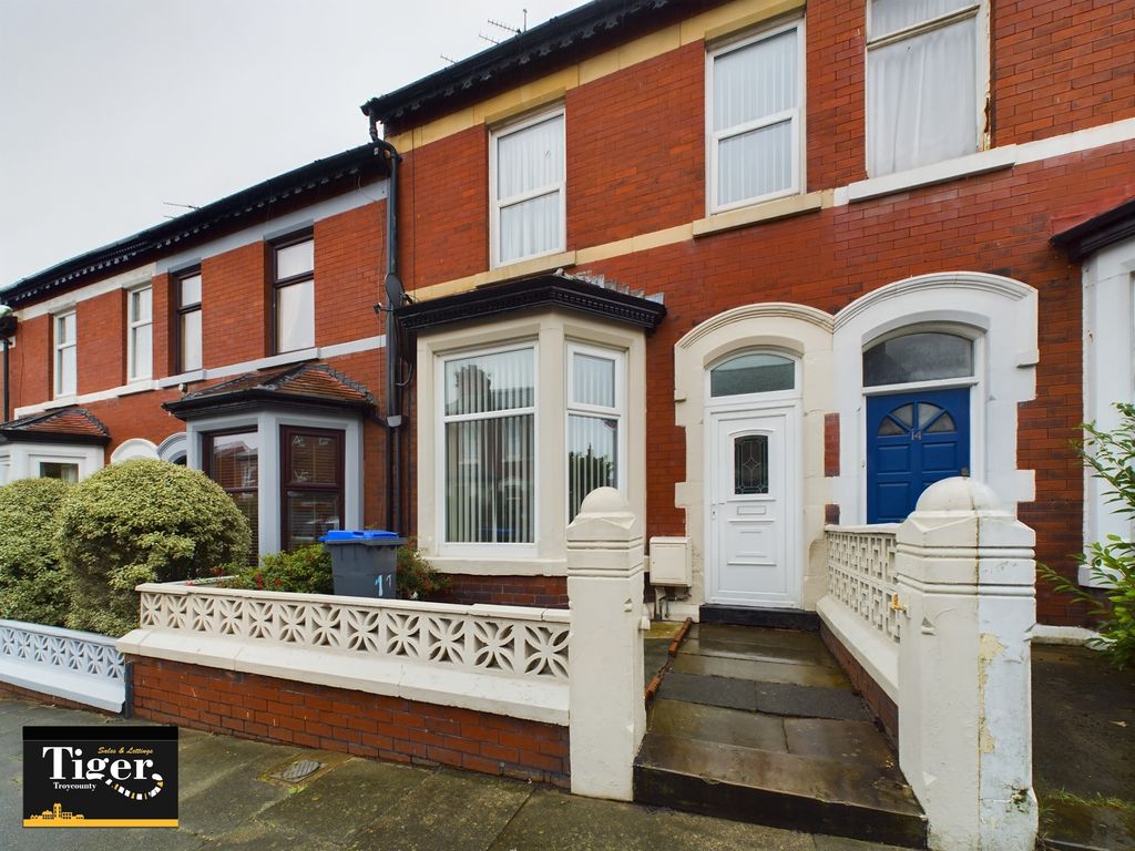 3 bed terraced house for sale in Maple Avenue, Blackpool FY3, £130,000