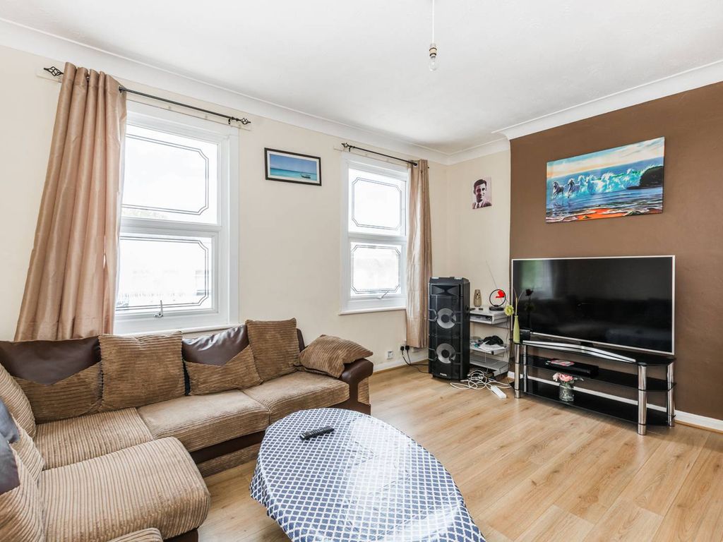 1 bed flat for sale in Barking Road, Plaistow, London E13 Zoopla