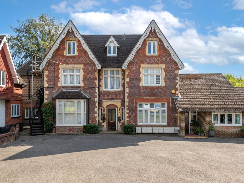 1 bed for sale in Alma Road, Reigate, Surrey RH2, £235,000