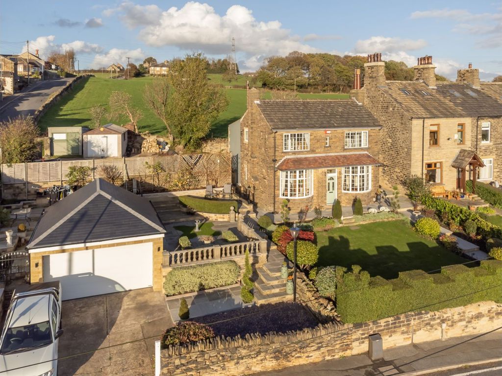 4 bed detached house for sale in Fall Lane, Liversedge WF15 Zoopla