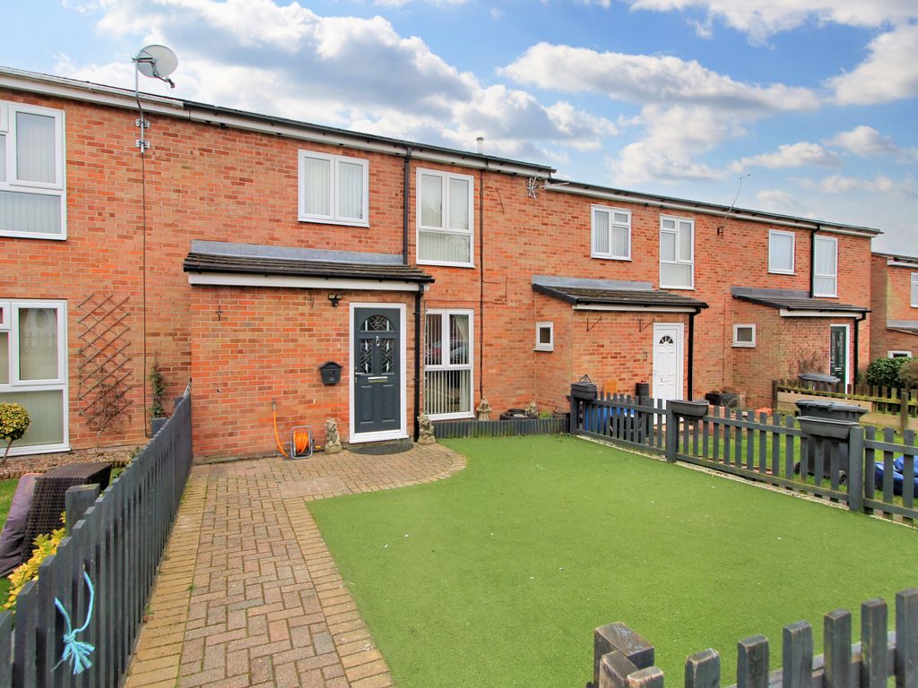 3 bed terraced house for sale in Hollybush Close, Thurnby Lodge