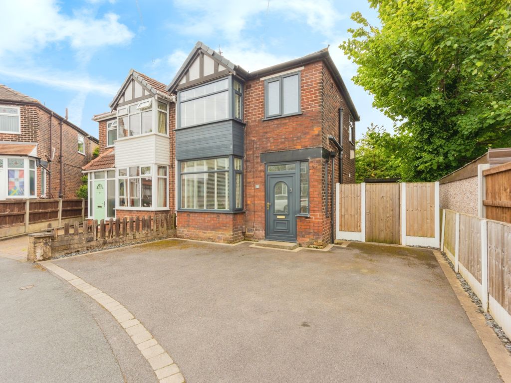 2 bed semidetached house for sale in Brendon Avenue, Stockport SK5, £