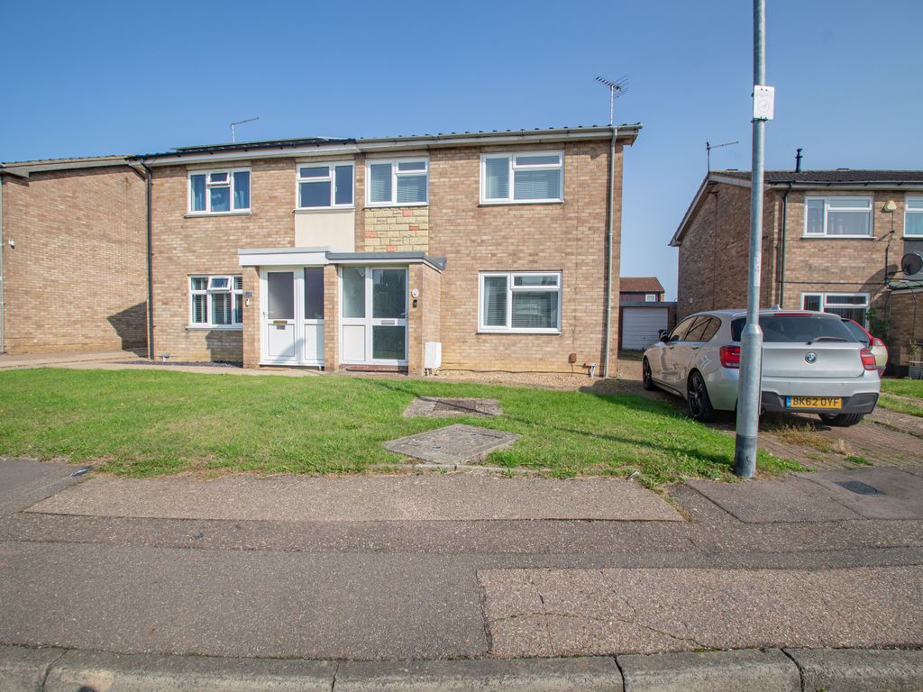 3 bed semidetached house for sale in Andrews Crescent, Paston Ridings