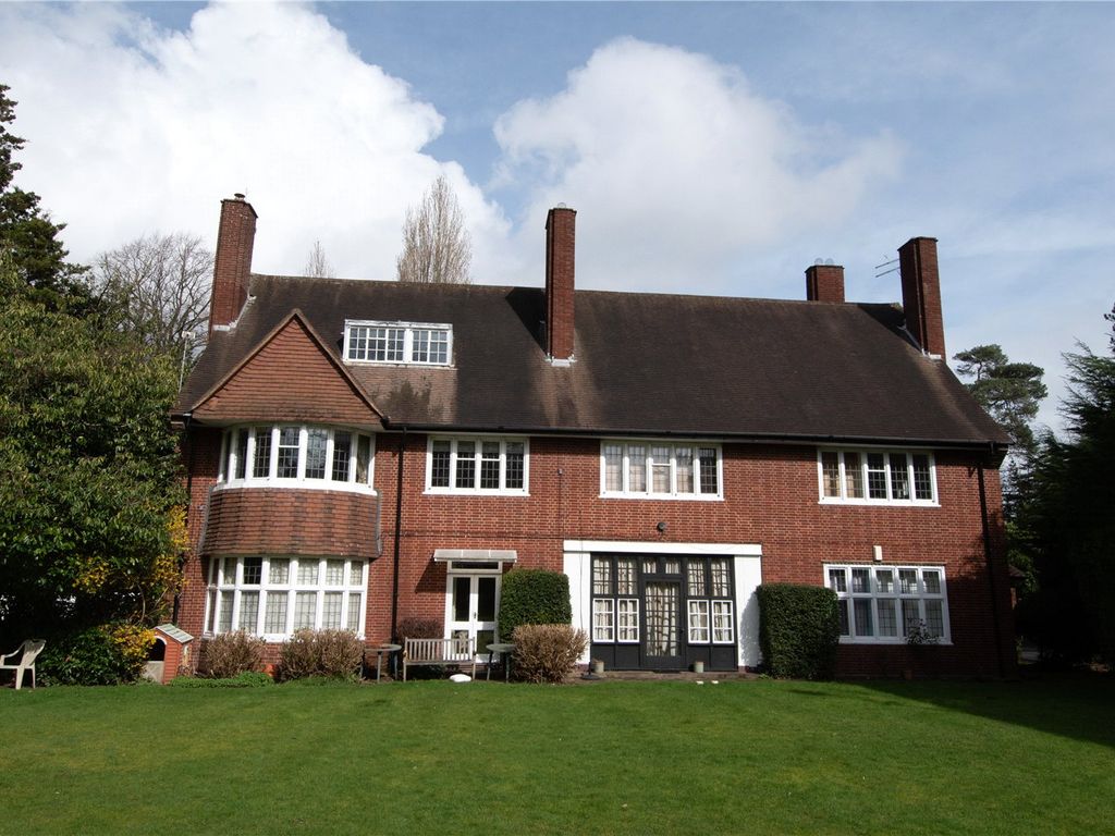 3 bed flat for sale in Mayfield Road, Moseley, Birmingham B13, £274,950