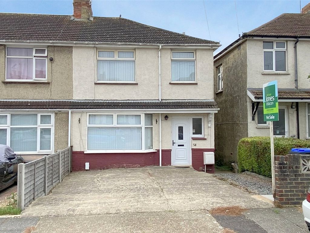 3 bed end terrace house for sale in Monks Close, Lancing, West Sussex