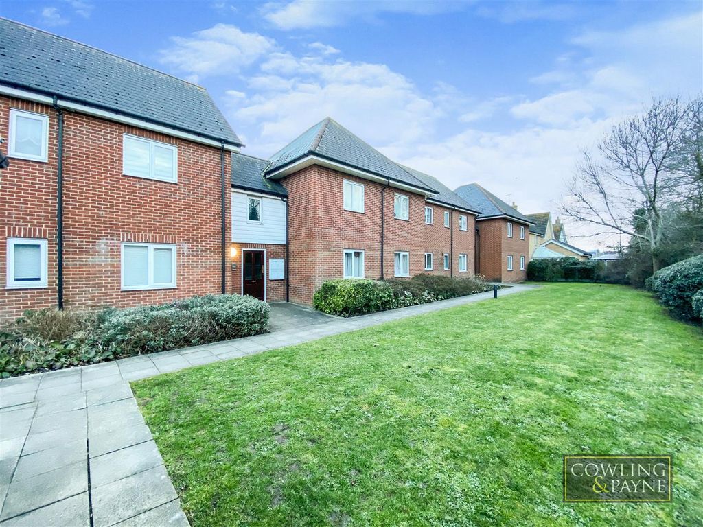 2 bed flat to rent in The Parks, Pitsea, Basildon SS13 Zoopla