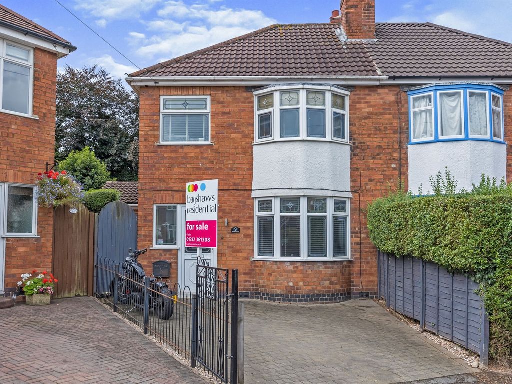 3 bed semidetached house for sale in Manor Avenue, Littleover, Derby