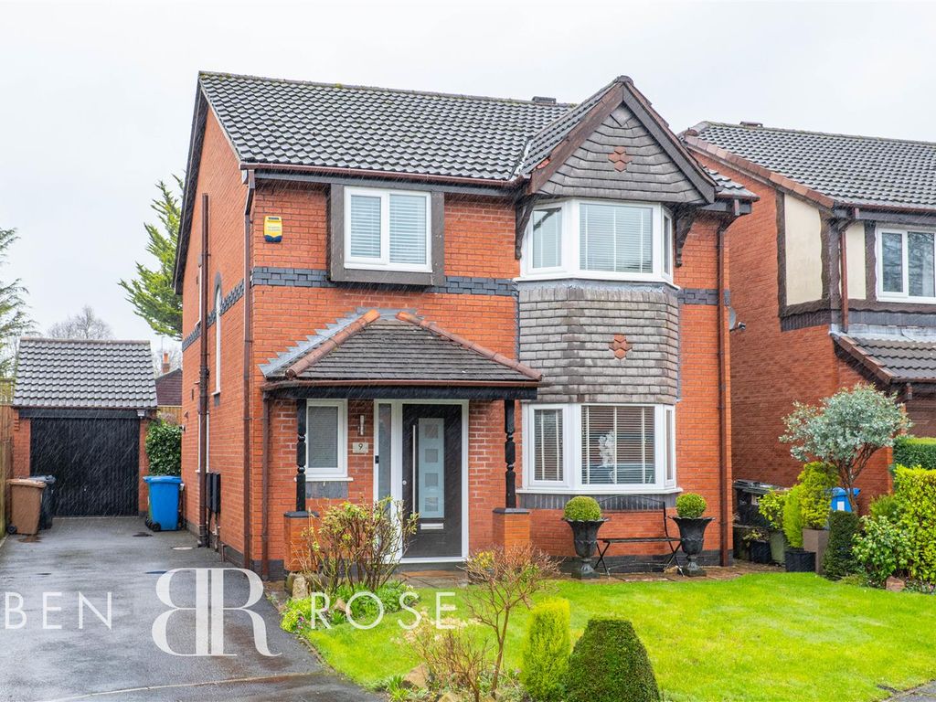 4 bed detached house for sale in Orchard Close, Euxton, Chorley PR7, £349,995 Zoopla