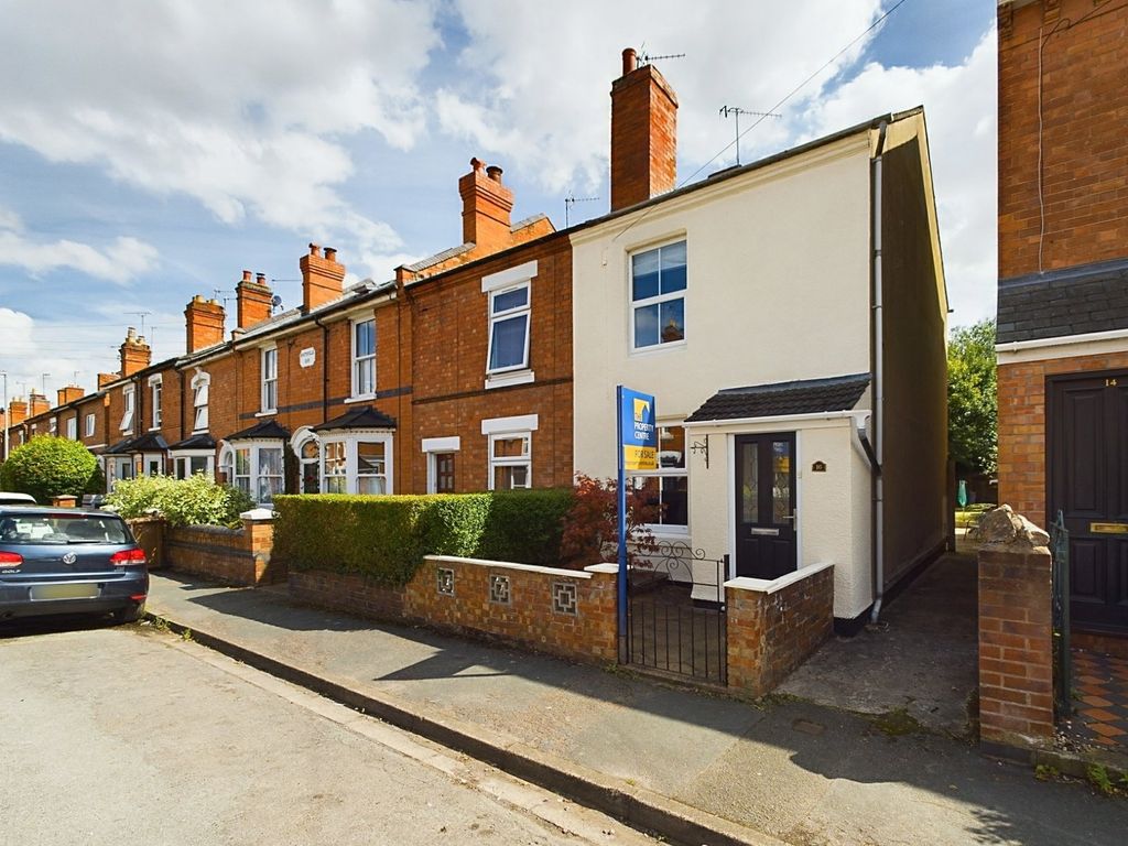2 bed end terrace house for sale in Nelson Road, Worcester