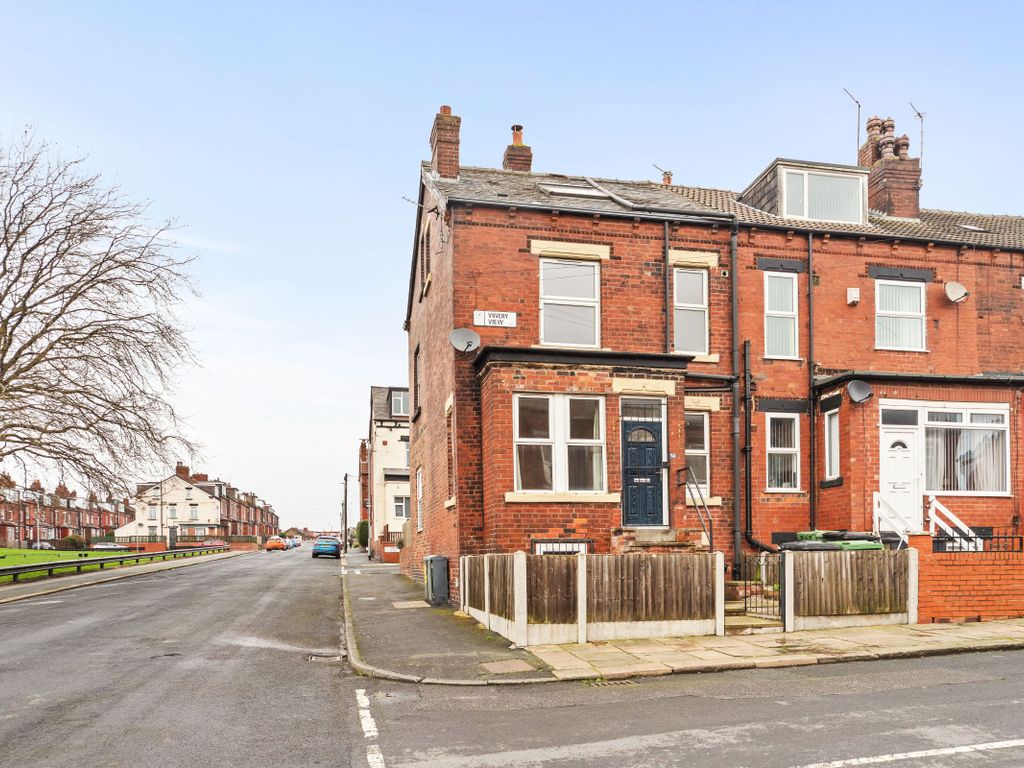 2 bed terraced house to rent in Vinery View, Leeds LS9, £900 pcm Zoopla