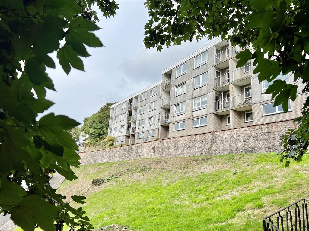 2 bed flat for sale in Windmill Hill, Brixham TQ5 Zoopla