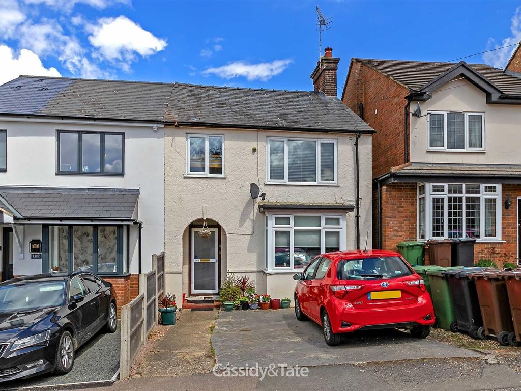 2 bed flat to rent in Waverley Road, St Albans, Hertfordshire AL3, £