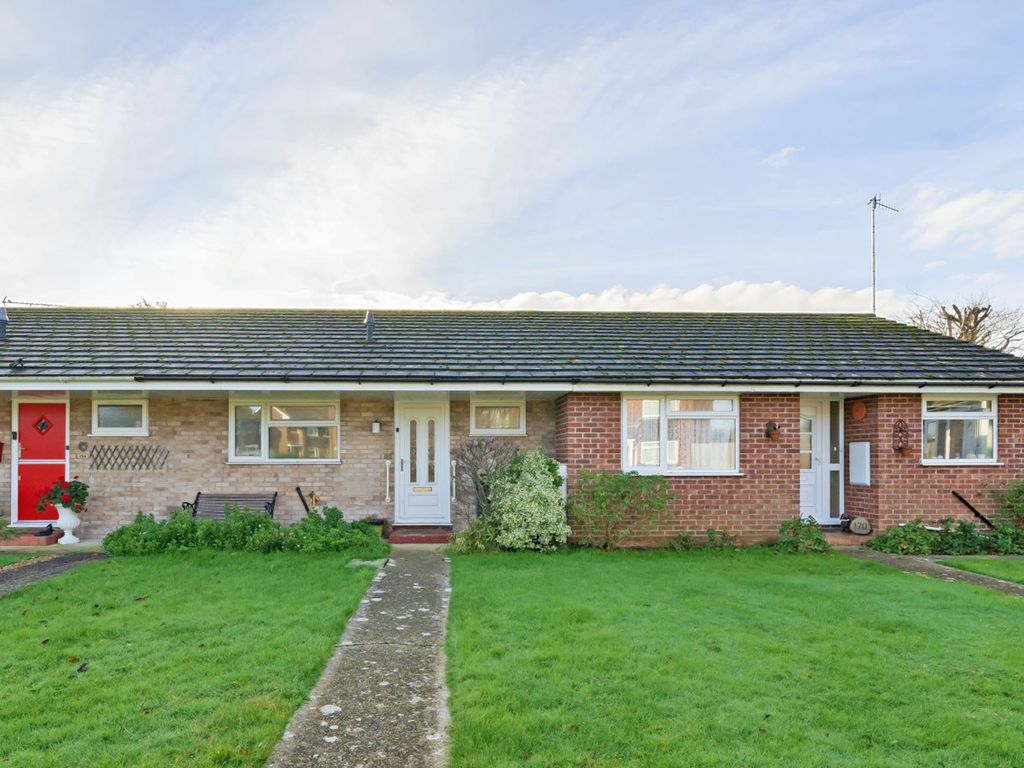 1 bed terraced bungalow for sale in Gainsborough Drive, Selsey PO20, £