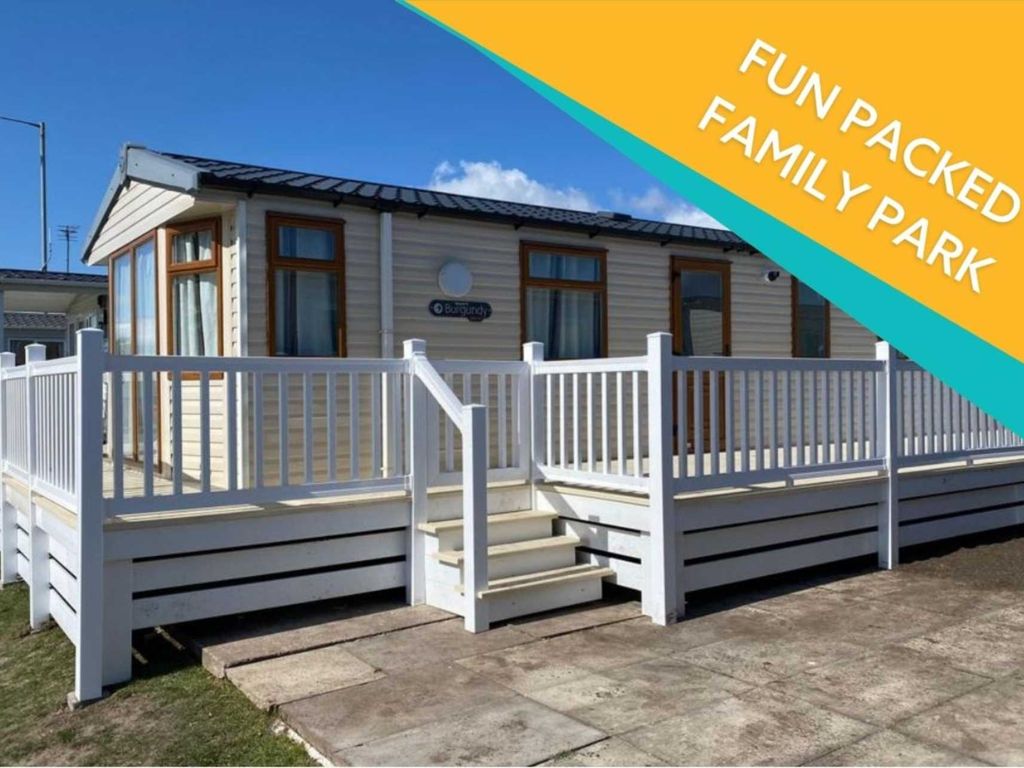 3 bed mobile/park home for sale in Rhyl Coast Road, Rhyl LL18 Zoopla