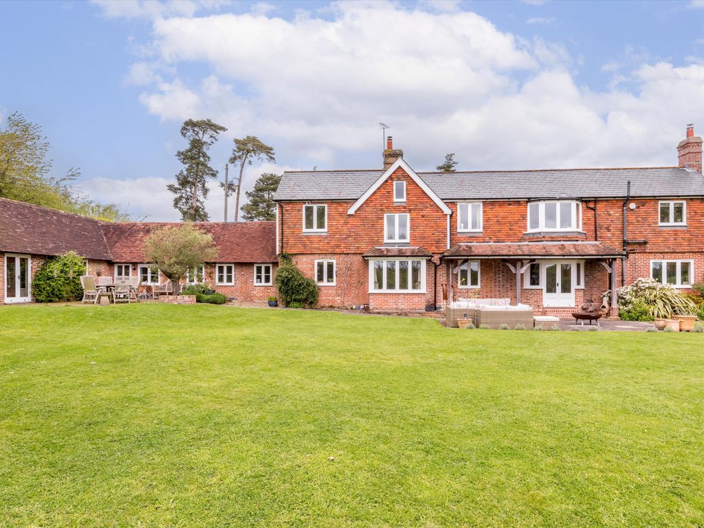 5 bed detached house for sale in Claphatch Lane, Wadhurst, East Sussex