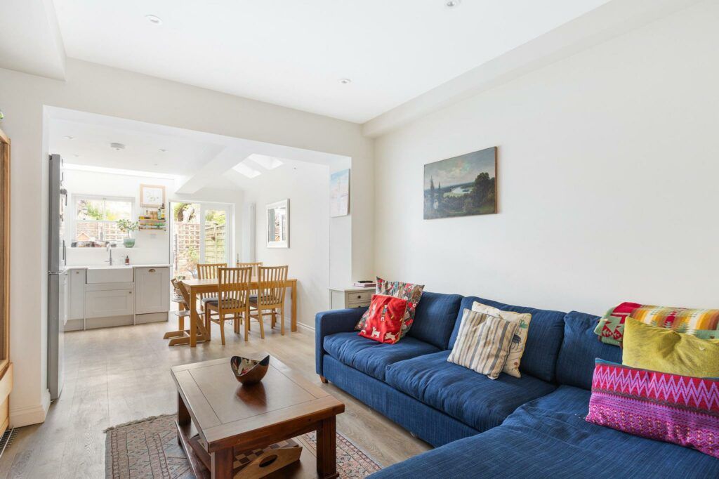 3 bed cottage for sale in Albert Road, Richmond TW10, £985,000 Zoopla