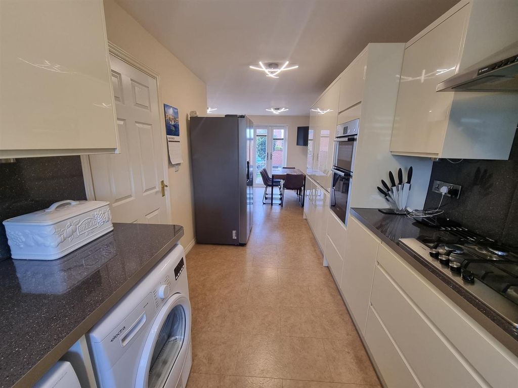3 bed town house for sale in Chorley Way, Daimler Green, Coventry CV6
