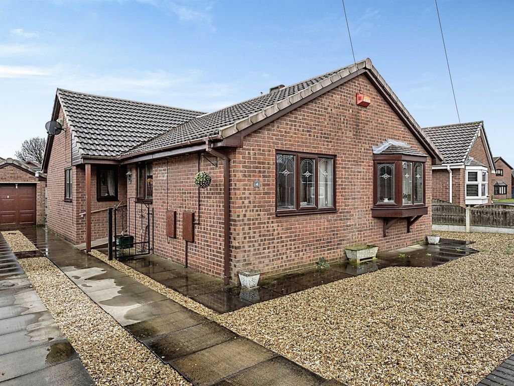 3 bed detached bungalow for sale in Pinefield Road, Barnby Dun