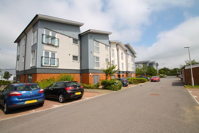 2 bed flat for sale in Defiant Close, Hawkinge, Folkestone CT18 Zoopla