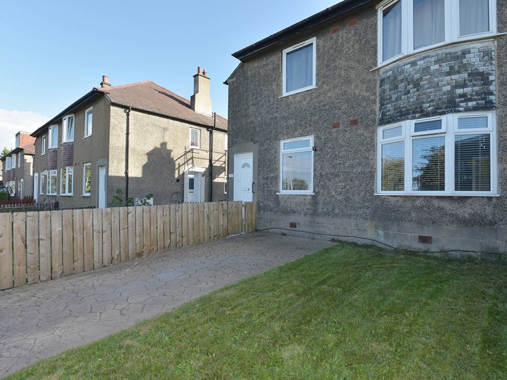 3 bed flat for sale in Pilton Avenue, Edinburgh EH5, £200,000 Zoopla