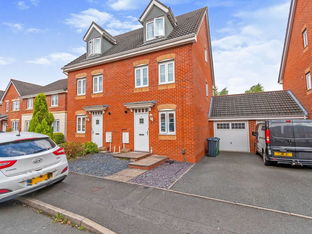 4 bed town house for sale in Melia Drive, Wednesbury WS10 Zoopla